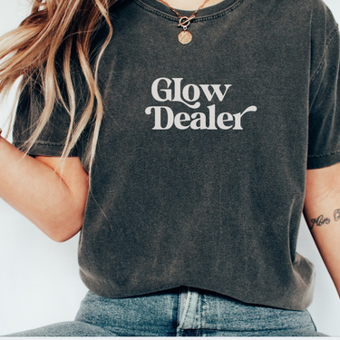 Glow dealer shirt for spray tan artists 